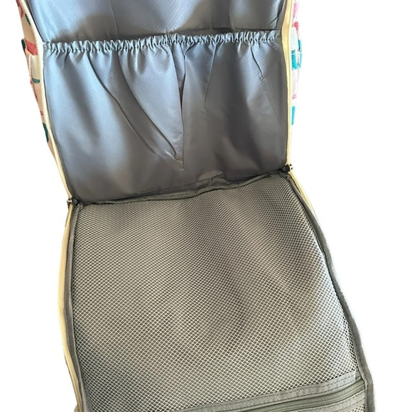 Goo goo Goods The Dolly Bag, diaper bag, nwt - Picture 2 of 8